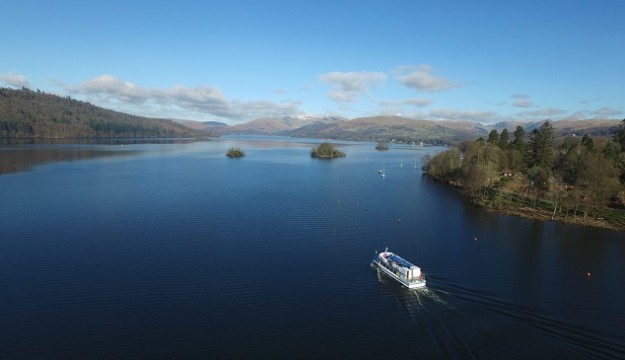 Windermere Lake Cruises deliver snacks and drinks to Lancaster’s Intensive Care Unit