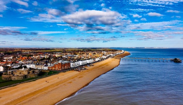 White Cliffs Country – historic, symbolic, iconic