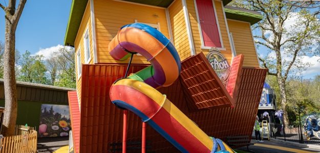 Turn your world upside down at Gulliver’s!